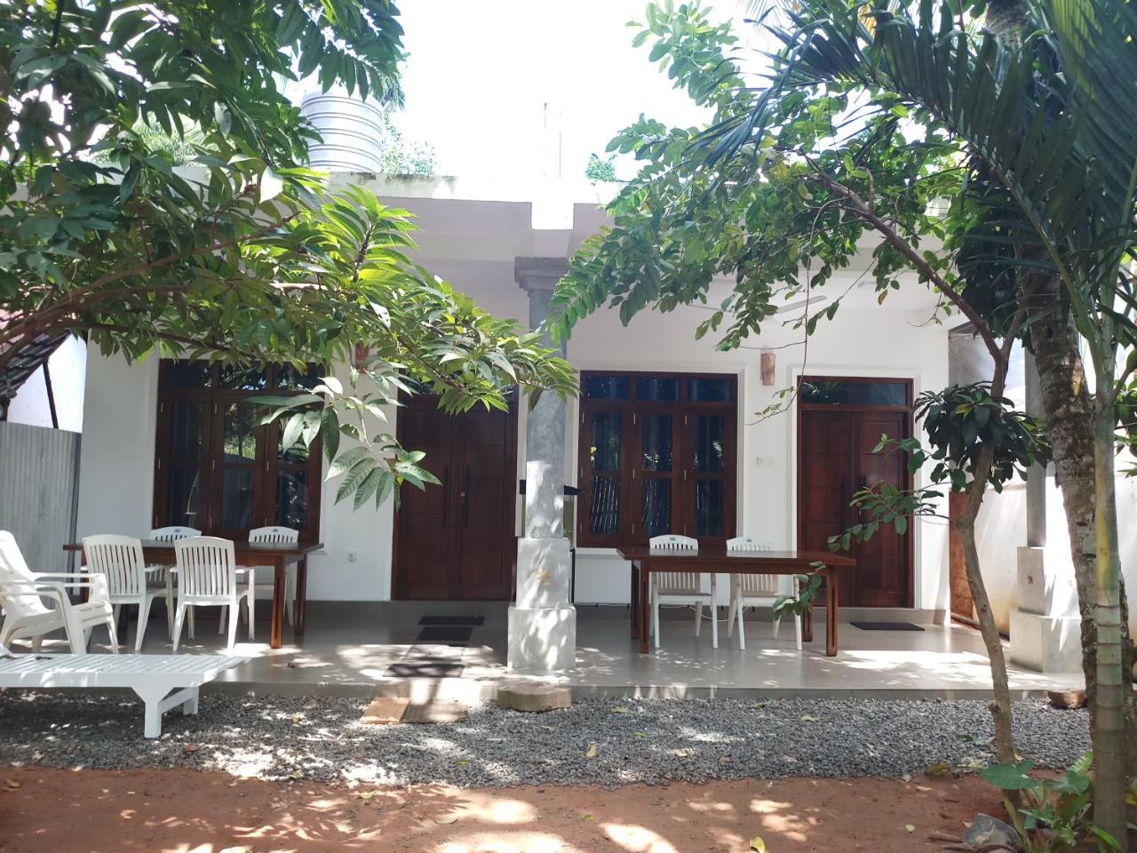 Ramya Nest Inn Mirissa Luaran gambar